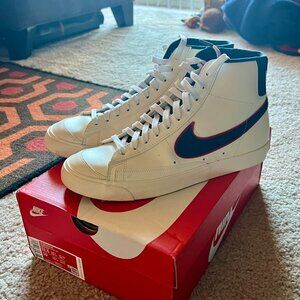 Nike Blazer Mid '77 Vintage 'City Pride Chicago'